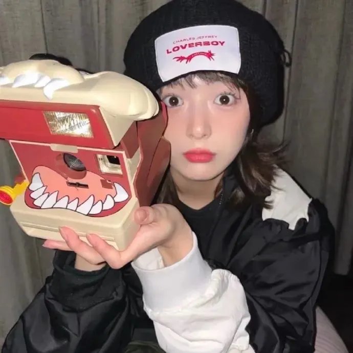 玫瑰园里的老少爷们儿